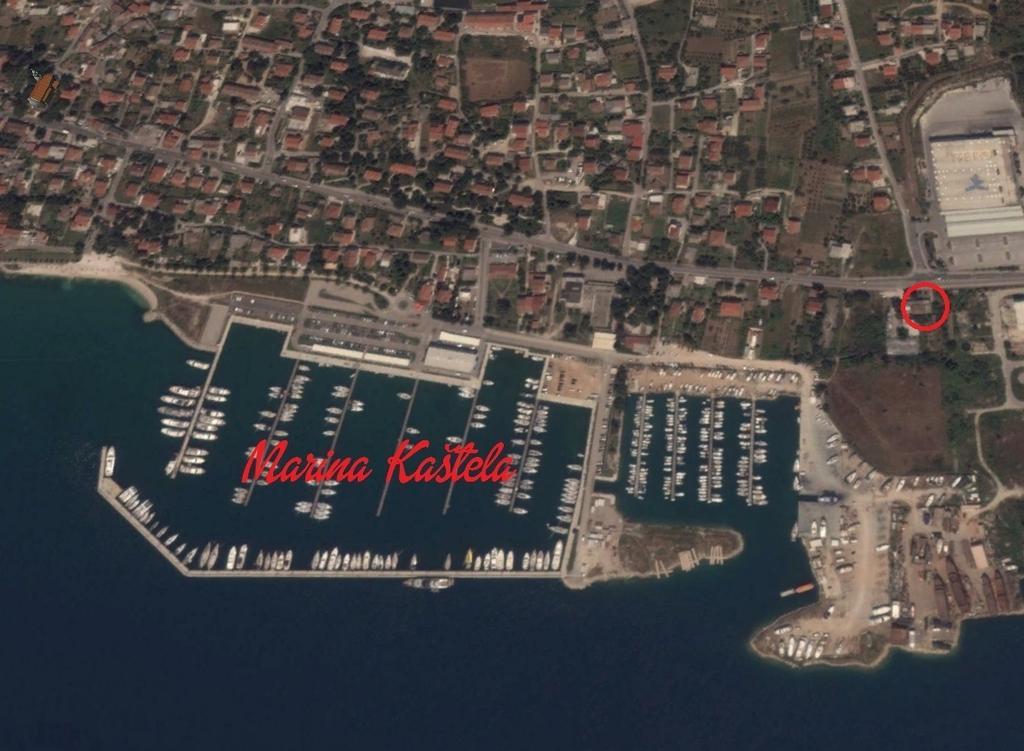 Authentic Dalmatian House Apartment Kastela Phòng bức ảnh