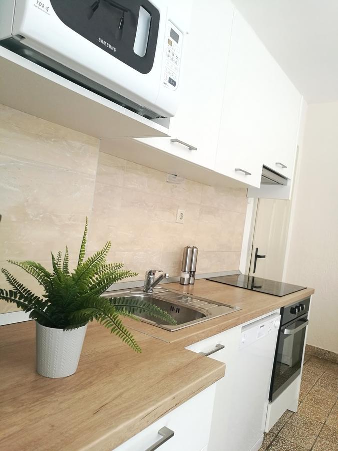 Authentic Dalmatian House Apartment Kastela Ngoại thất bức ảnh