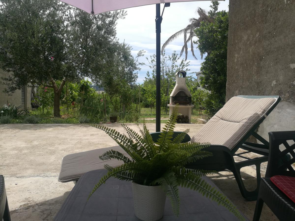 Authentic Dalmatian House Apartment Kastela Ngoại thất bức ảnh